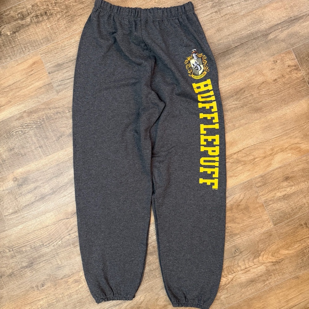 Jerzees Mens L Harry Potter Hufflepuff Sweatpants Dark Gray Pajamas Lounge Gold‎